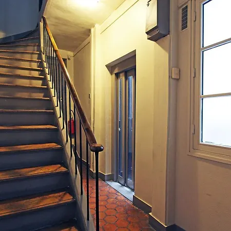 Parisian - Le Marais Studio Apartment