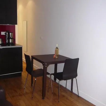 Apartment Parisian - Le Marais Studio